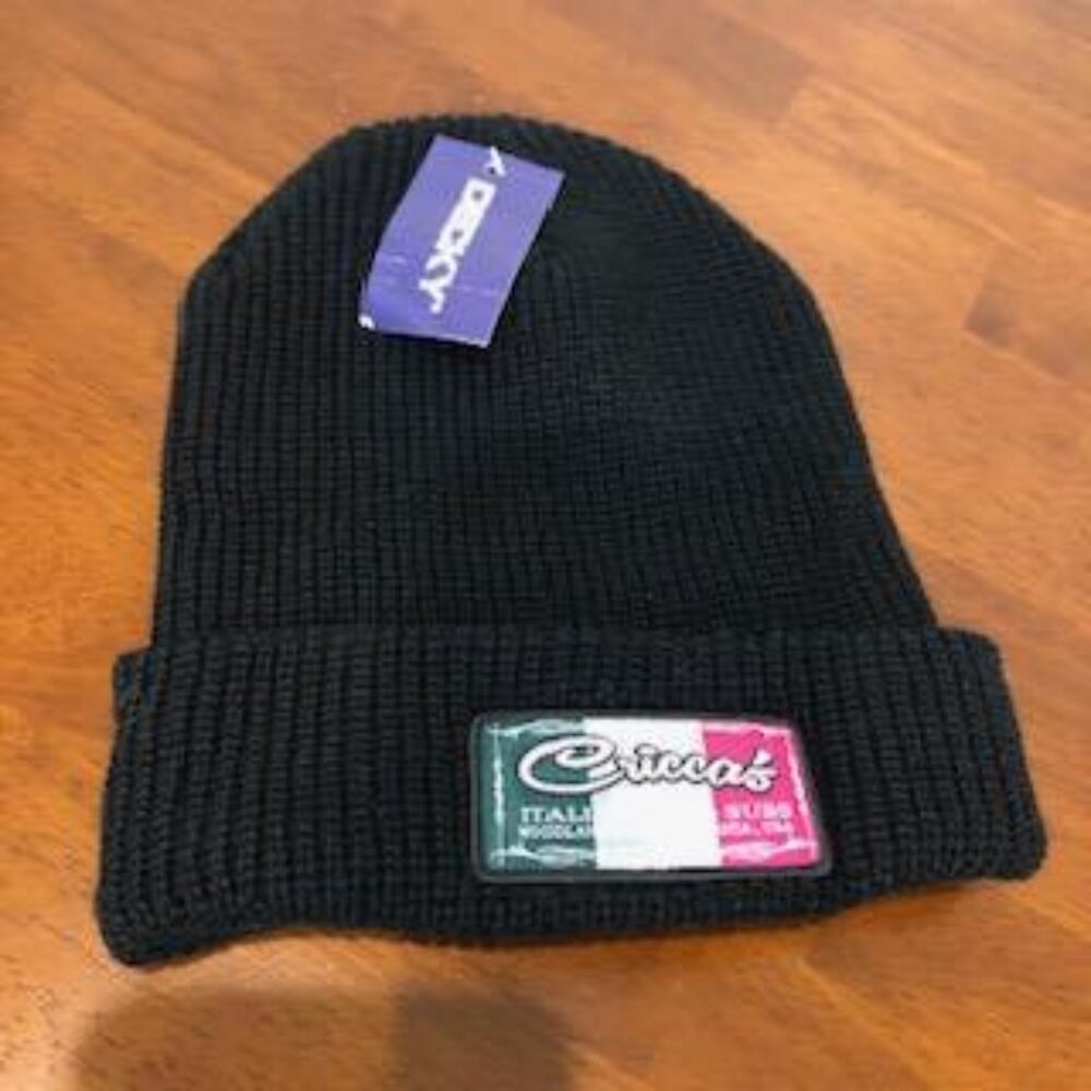 Decky Criccas Black Beanie Hat OS NWT.